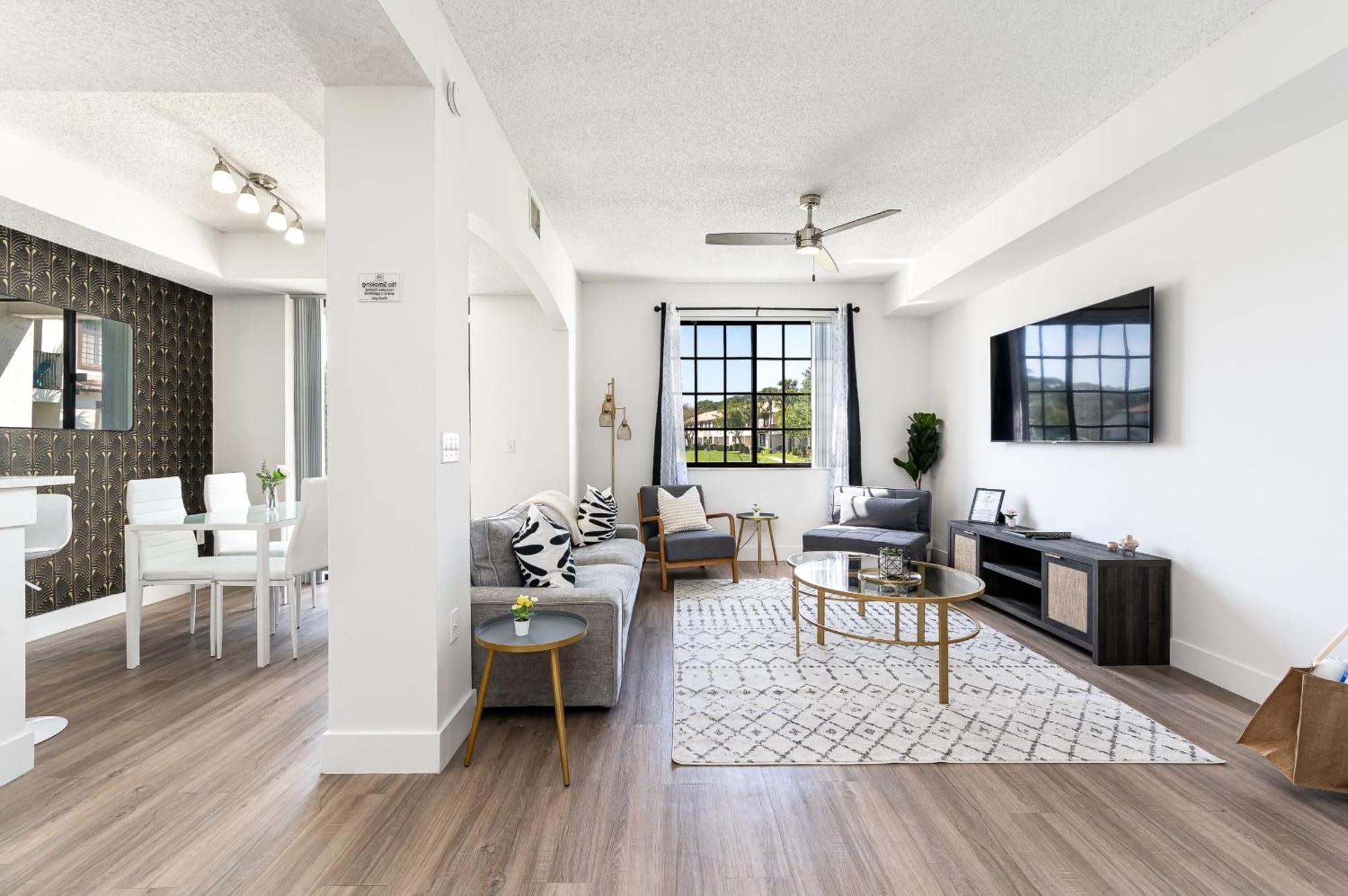 Newly Renovated Townhome With King Bed Delray Beach Dış mekan fotoğraf
