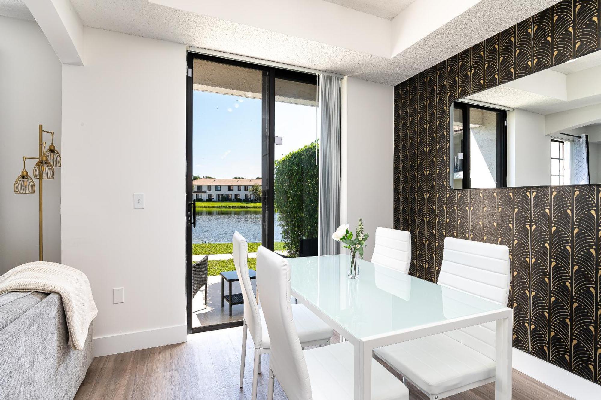 Newly Renovated Townhome With King Bed Delray Beach Dış mekan fotoğraf