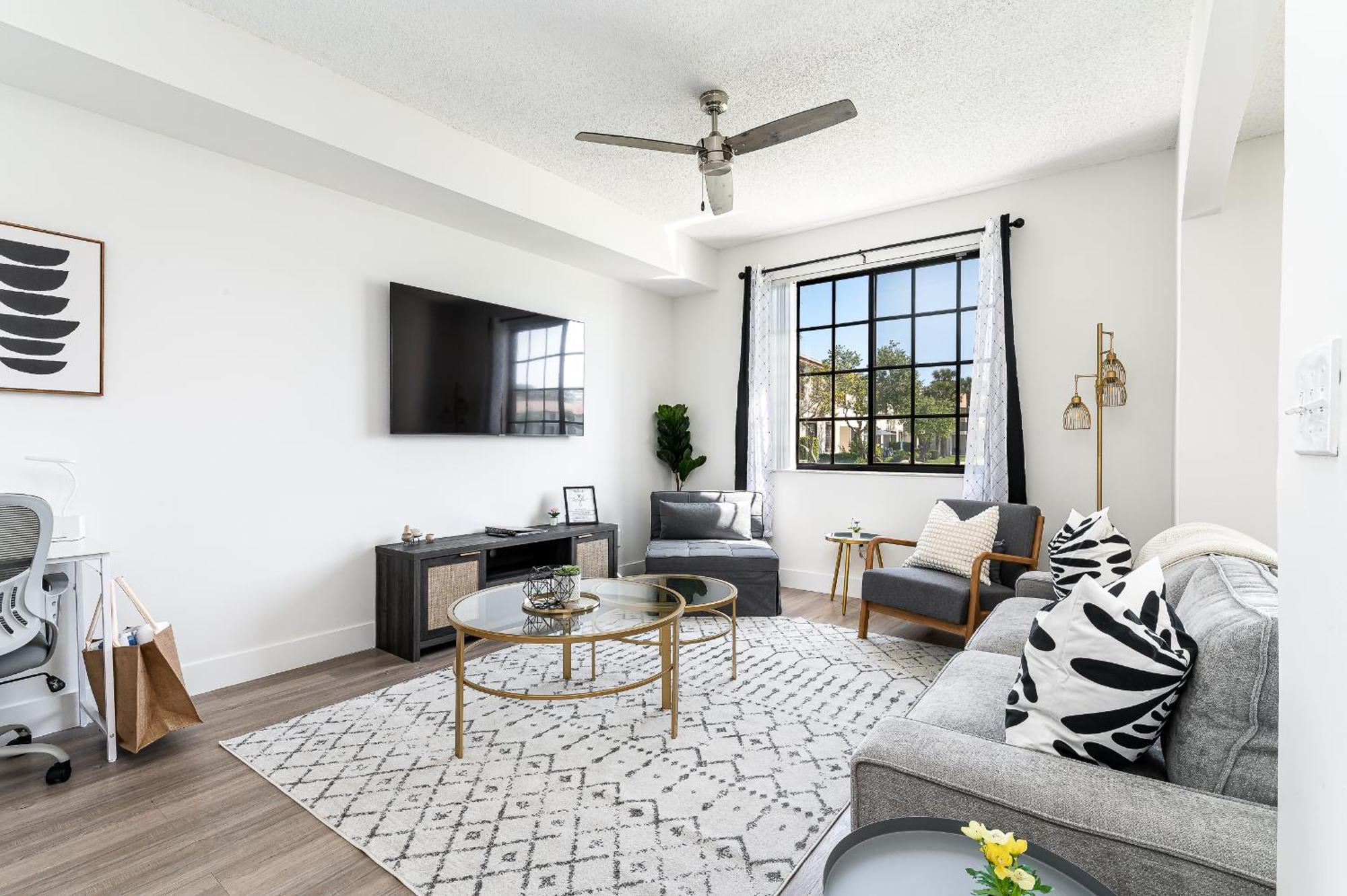 Newly Renovated Townhome With King Bed Delray Beach Dış mekan fotoğraf